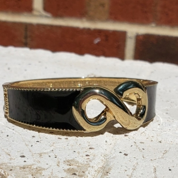 Vintage Roberto by RFM "Capri Girl" Infinito Design Rigid Bracelet Black Gold - Picture 1 of 16